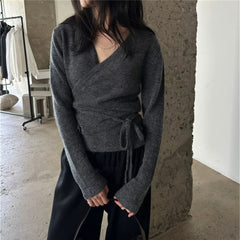 fall fashion 2024 Autumn Elegant Cross V-neck Lace-up Sweater Top