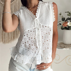BXOXO Boho Women Tank Tops Hollow-Out Buttons Tie-Up Front V-Neck Casual Vests Summer Sleeveless Tops Vintage Streetwear
