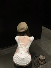 Bxoxo High End Backless Front and Back Lace Patchwork Long Sleeved T-shirt for Women Wearing Tight Fitting and Pure Desire Base Top