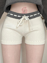 BXOXO - Star Print Contrast Low-Rise Tie Shorts