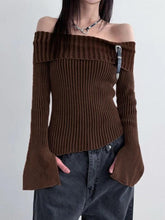 BXOXO Solid Off Shoulder Belted Buckle Irregular Hem Sweater