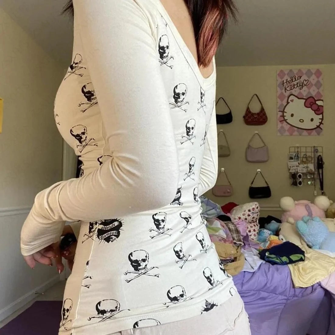 BXOXO Punk Sexy Long sleeves Winter Skulls T shirts Women Gothic Hot Girl Sweet Tees Clothes Slim 2000s Harajuku White T Shirt Y2k Top