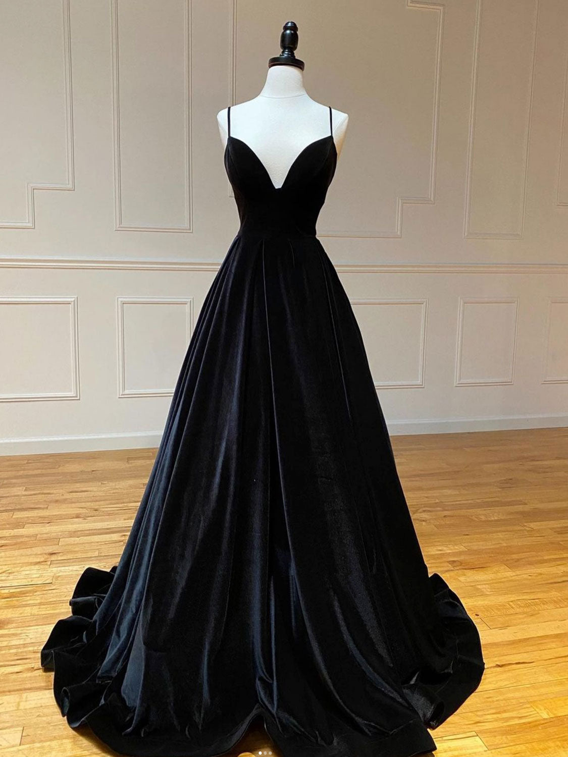 BXOXO DRESS TO IMPRESS A-Line V Neck Velvet Green Long Prom Dresses, Green Velvet Formal Dress