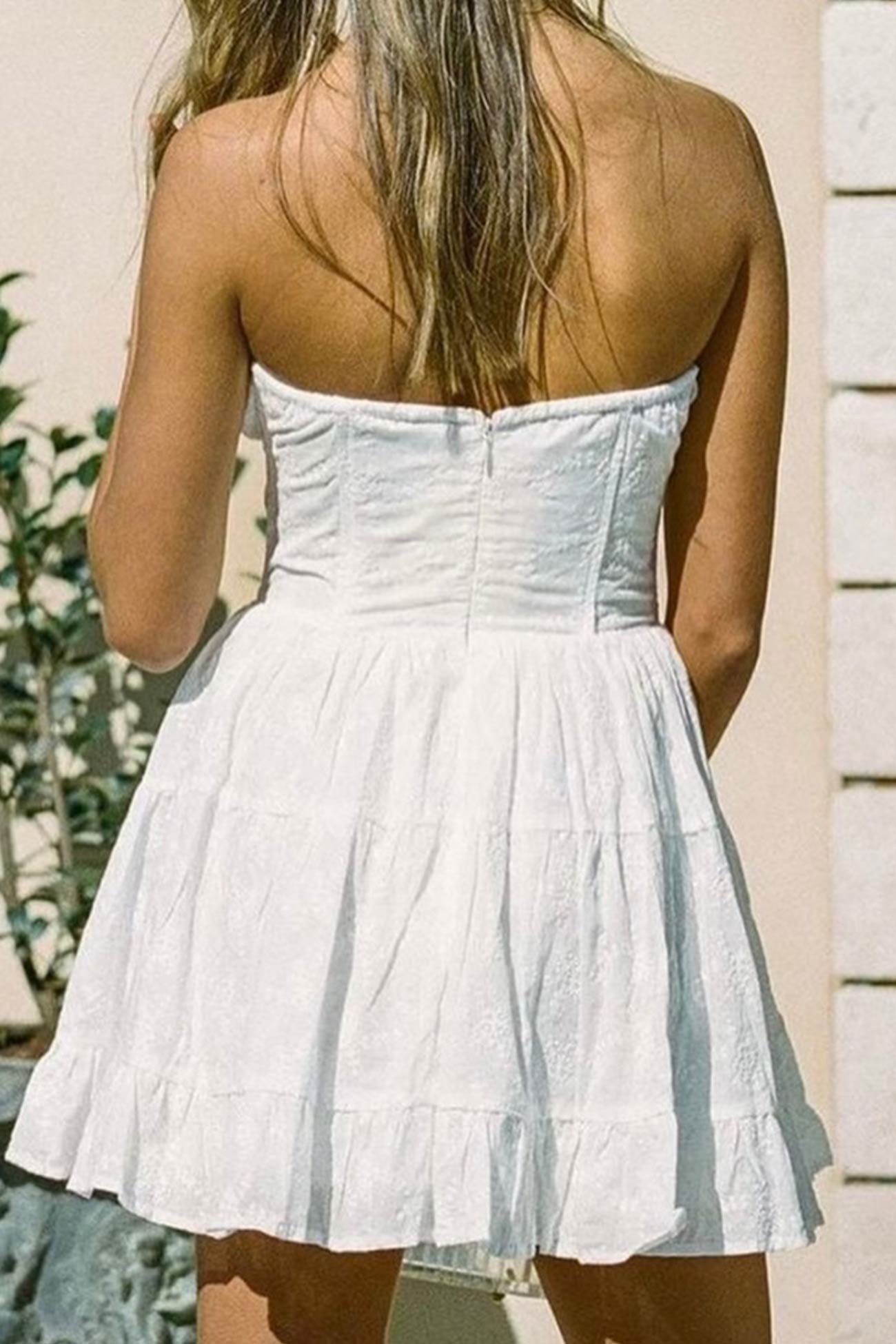 BXOXO - White Lace Tie-up Strapless Tiered Dress