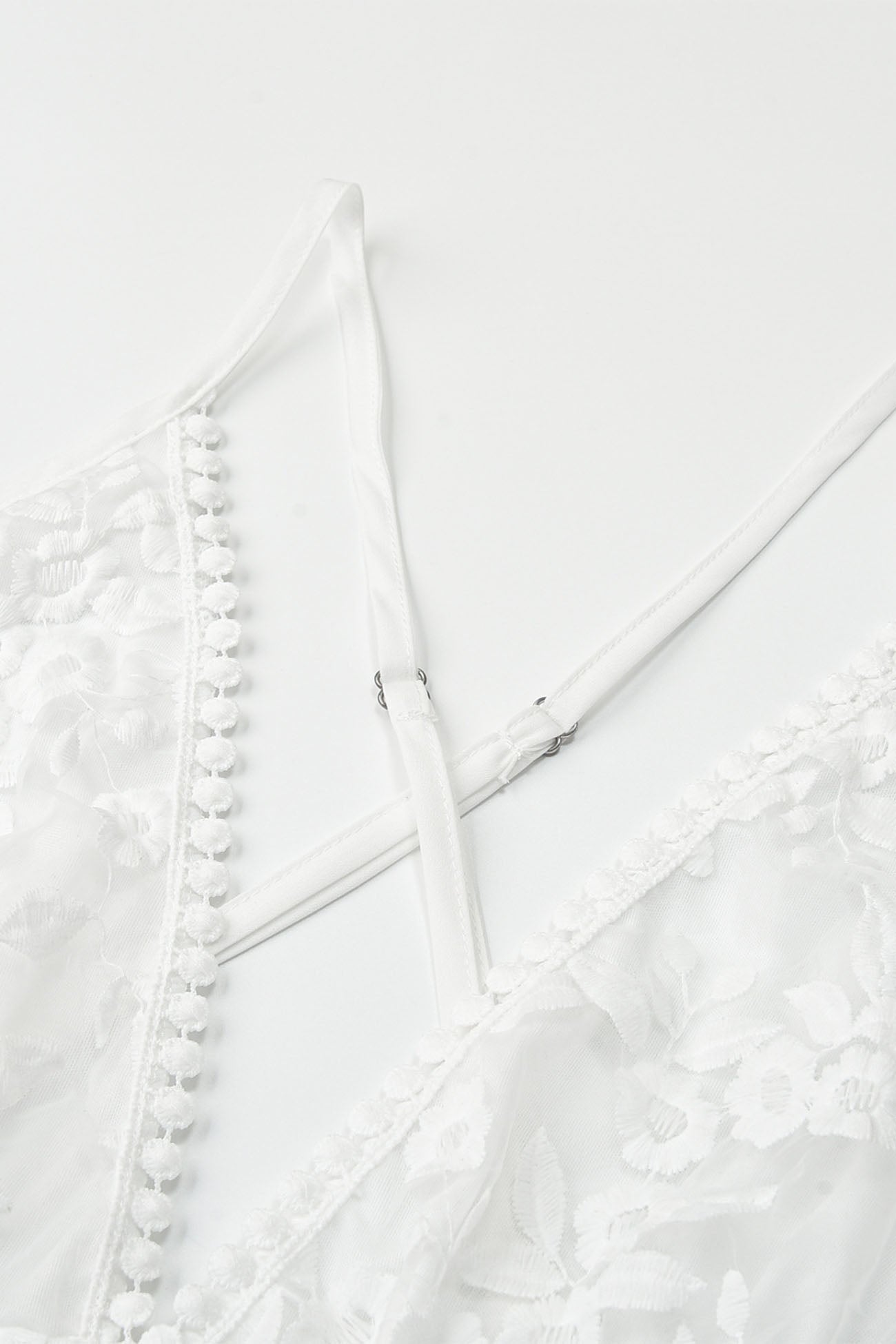 BXOXO - Lace V Neck Backless Cami Dress