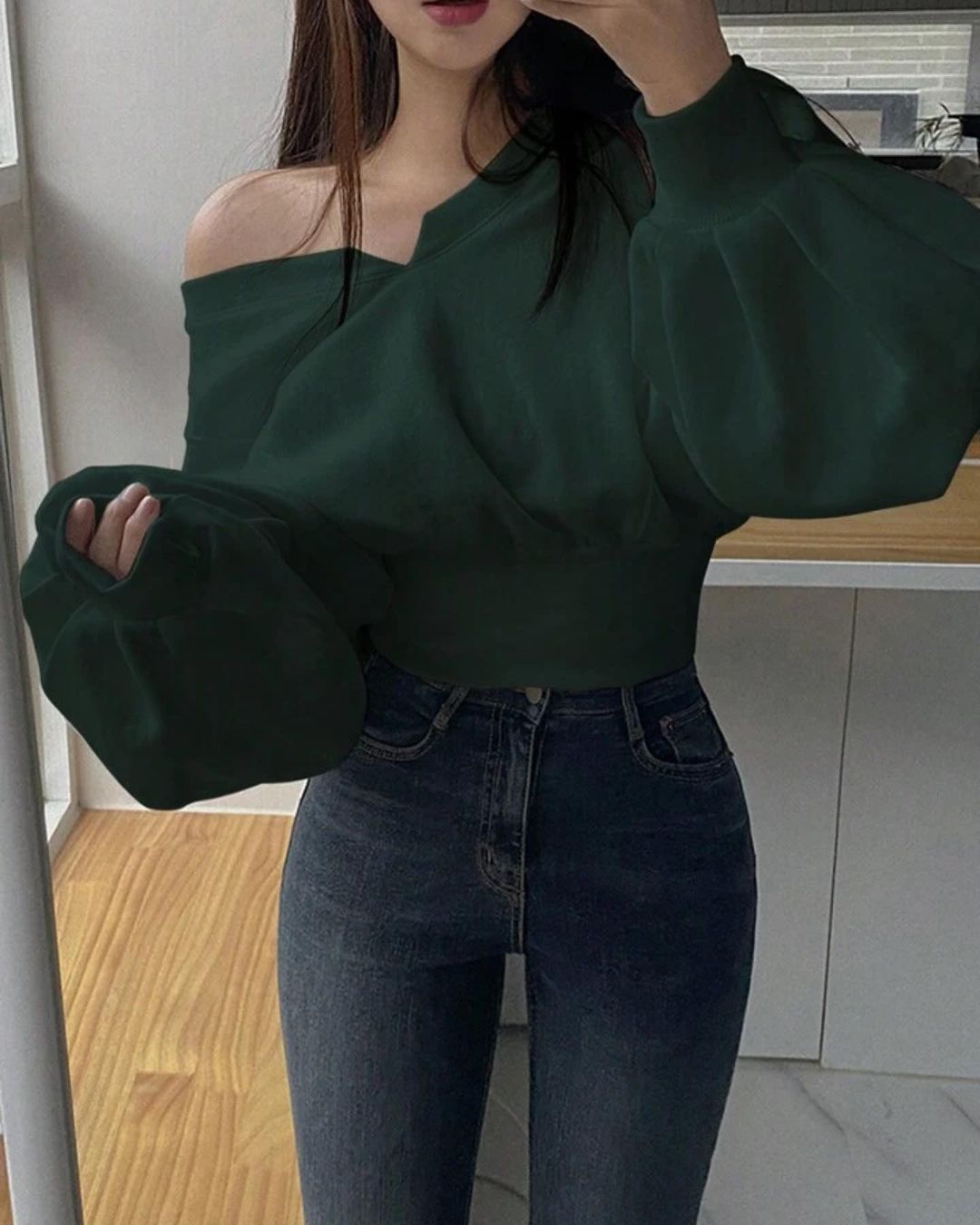 fashion outfits round Neck Pullover Waist-Tight Long-Sleeved Sweater Women's Spring and Autumn Casual Niche Short Slim Top