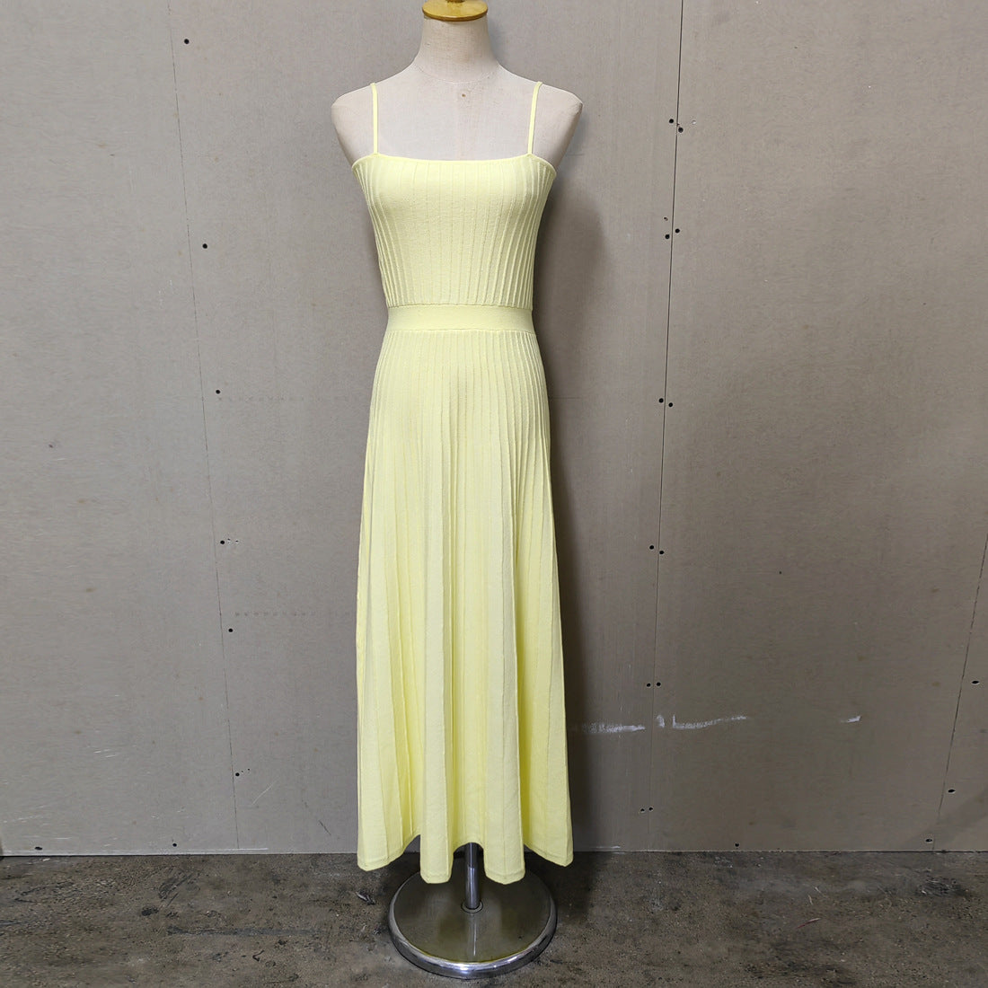 outfit inspo fall Summer Women's Tube Top Slim High Waist Sling Knitted Dress Seaside Vacation Pleated Dress