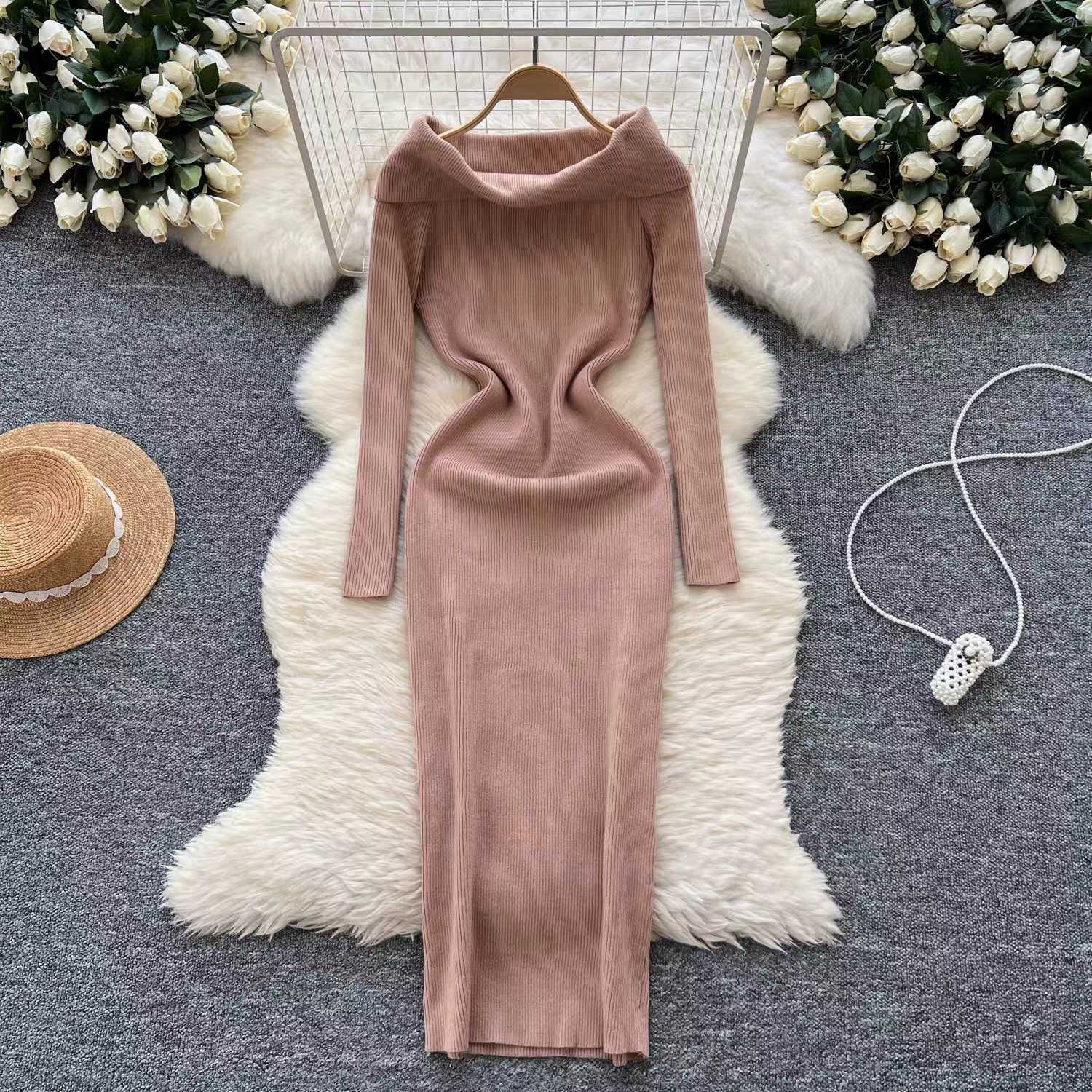 long sweater dress outfit Autumn and Winter Elegant Slim-Fit Sheath Slimming off-Shoulder Collarbone Black and White Stripe Knitted Dress