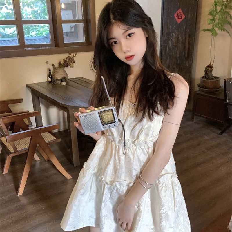 fashion outfits French First Love Gentle Sweet Sling Dress Women's Summer Design Sense Niche Little Princess Puffy Skirt