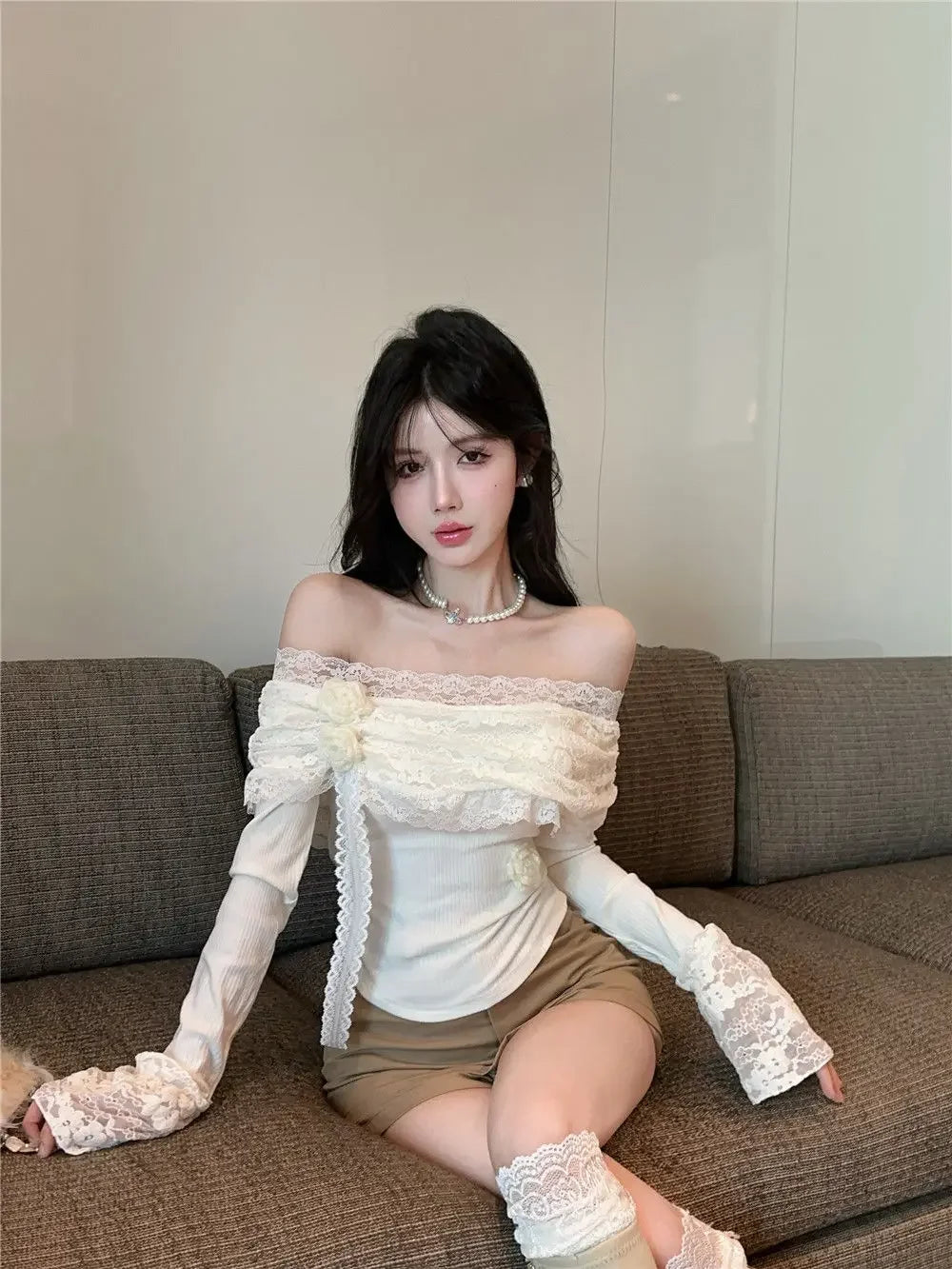Bxoxo Fashion Slash Neck Women T Shirt Korean Elegant Lace Patchwork Flower Crop Top Sweet Slim Long Sleeve Ladies Base Tees New