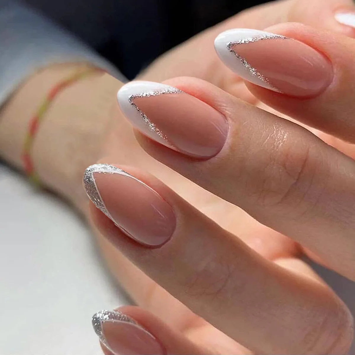Bxoxo 24P French Oval False Nails Girls White Edge Design Nude Color Wearable Press on Nail Full Cover Short Acrylic Almond Fake Nails