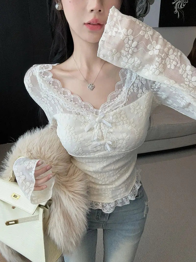 Bxoxo Sexy Lace Patchwork Women T Shirt Women Korean Chic V Neck Slim Cropped Tops Y2K Female Solid Sweet Bow Bottoming Tees