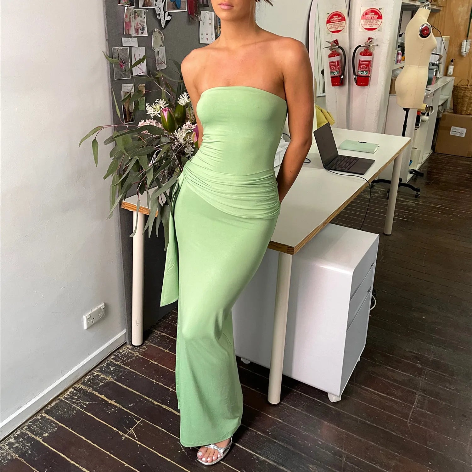 BXOXO Women Strapless Maxi Dress Boho Floral Print Bodycon Long Tube Dress Summer Tie Waist Long Holiday Beach Sundress