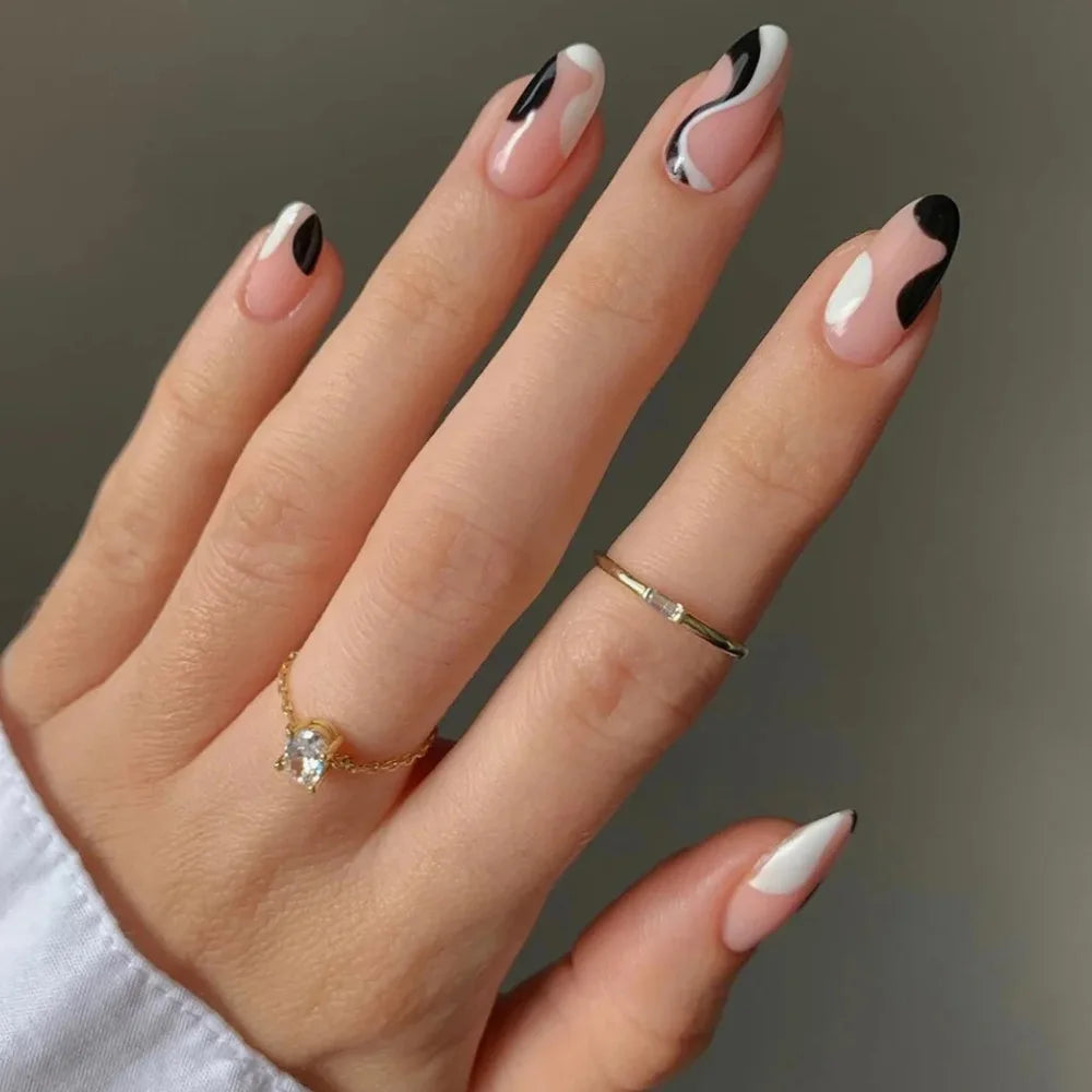 Bxoxo 24P French Oval False Nails Girls White Edge Design Nude Color Wearable Press on Nail Full Cover Short Acrylic Almond Fake Nails