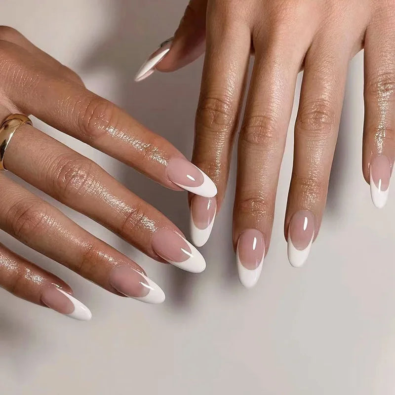 Bxoxo 24P French Oval False Nails Girls White Edge Design Nude Color Wearable Press on Nail Full Cover Short Acrylic Almond Fake Nails