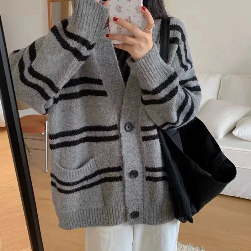 Bxoxo Women Cardigan Sweater Striped V-neck Button-up Sweater Jacket Comfy Cozy Slouchy Cardi Autumn Winter Casual Outfit