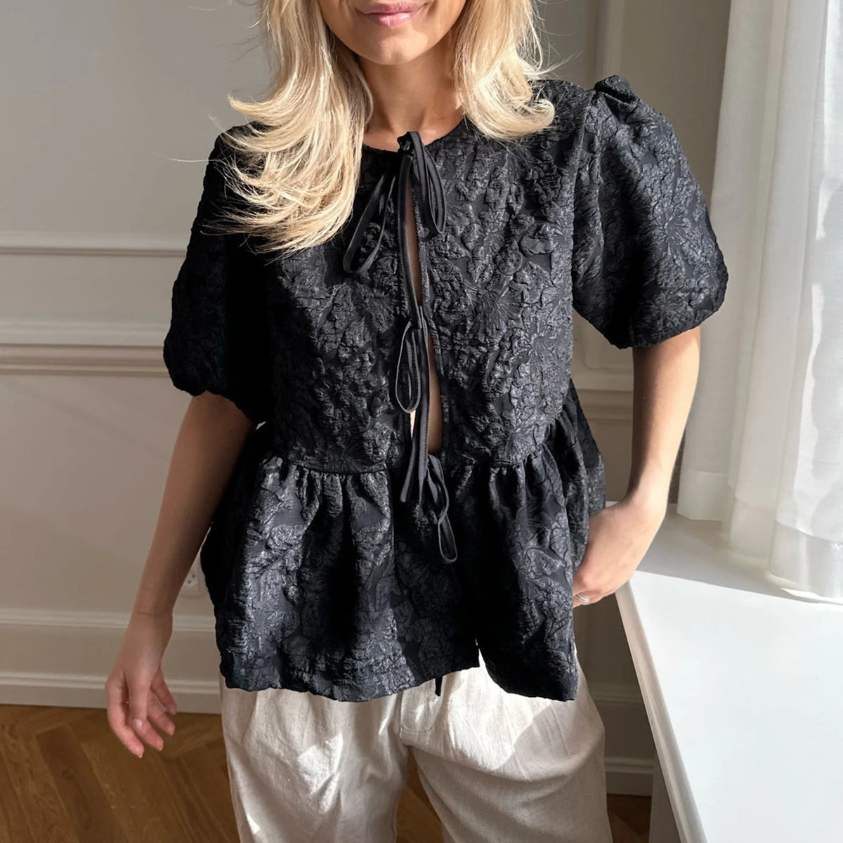 BXOXO Short Sleeve Peplum Blouse Tie Front Lace Up Ruffle Top Puff Sleeve Babydoll Shirt Y2k Loose Spring Summer Tops