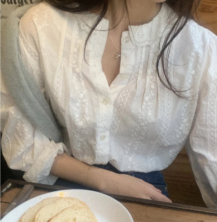 Bxoxo Flower Embroidery Blouses Lace Trim O-Neck Long Sleeve Blouse Spring Vintage Female Elegant Casual French Shirts Women Clothes