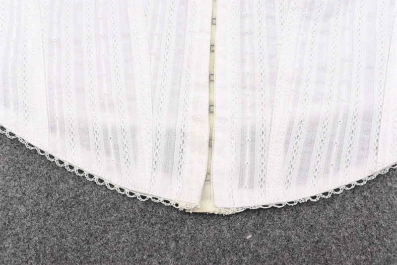 Bxoxo Aesthetic Lace Embroidered Tank Top Y2K Women Sleeveless Skinny Crop Tops Summer Fashion Metal Hook Wrapping Chest Vest