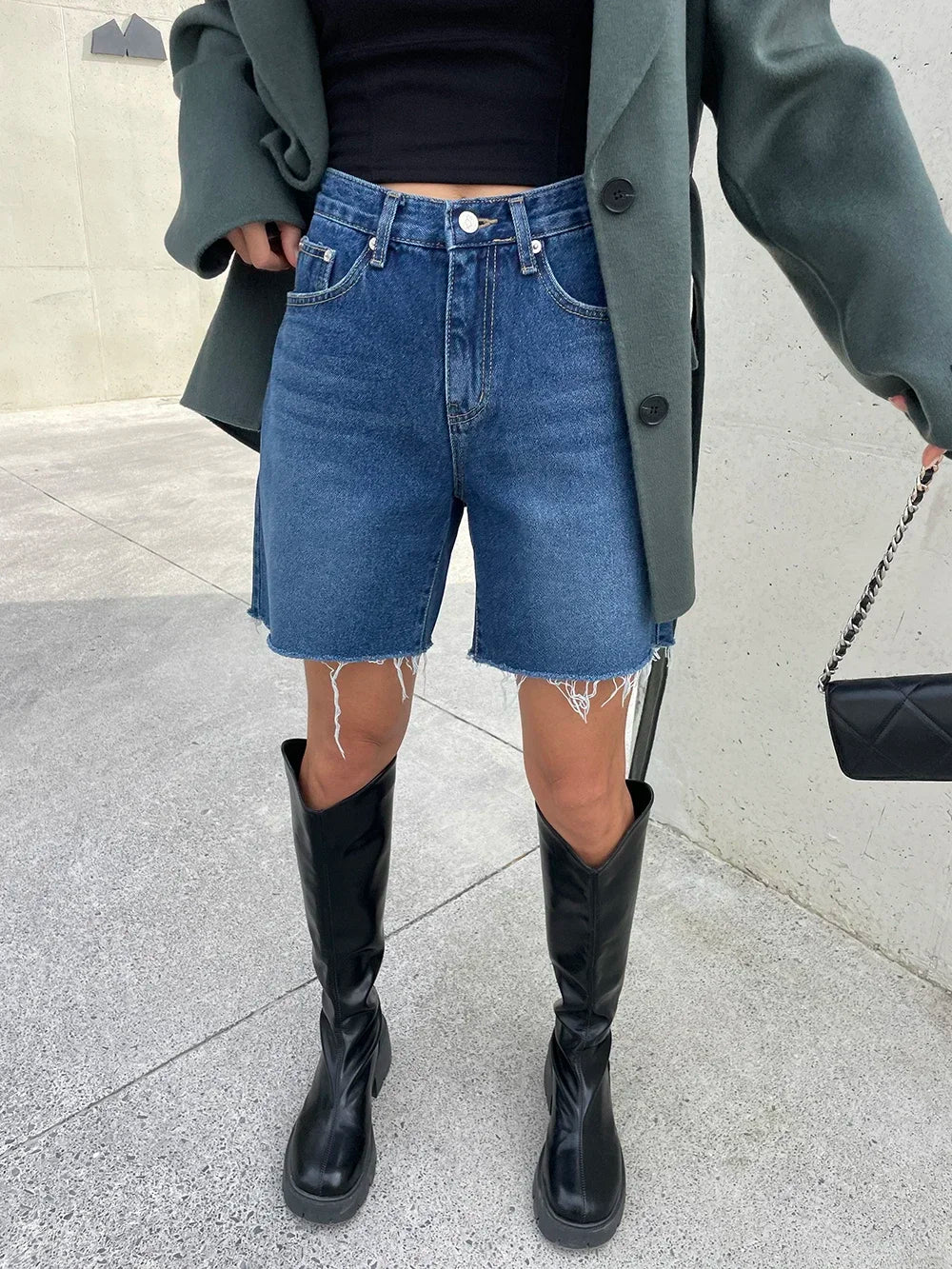 Bxoxo Summer Blue Ragged Edge Retro Versatile Denim Shorts Women's New Korean Fashion High Waist Straight Simple Women's Short Jeans