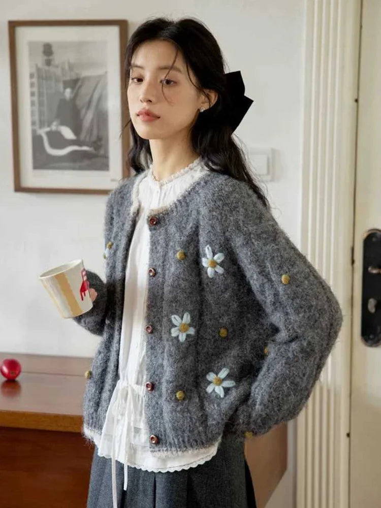 Bxoxo Elegant Floral Gray Cardigan Women Lazy Wind Long Sleeve Sweet Knitted Sweaters Vintage Japan Casual O Neck Female Retro Tops