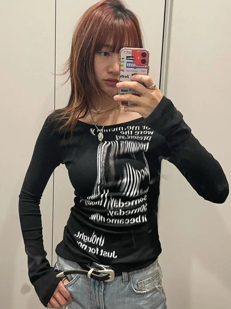 BXOXO Graffiti Letter Print T Shirt Women Slim Crop Tops Long Sleeve Y2k Aesthetic Grunge Tees Streetwear Harajuku Tshirts