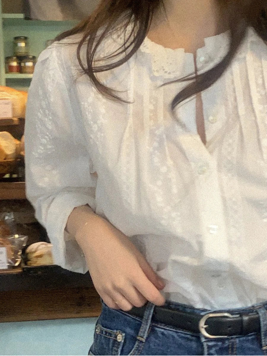 Bxoxo Flower Embroidery Blouses Lace Trim O-Neck Long Sleeve Blouse Spring Vintage Female Elegant Casual French Shirts Women Clothes