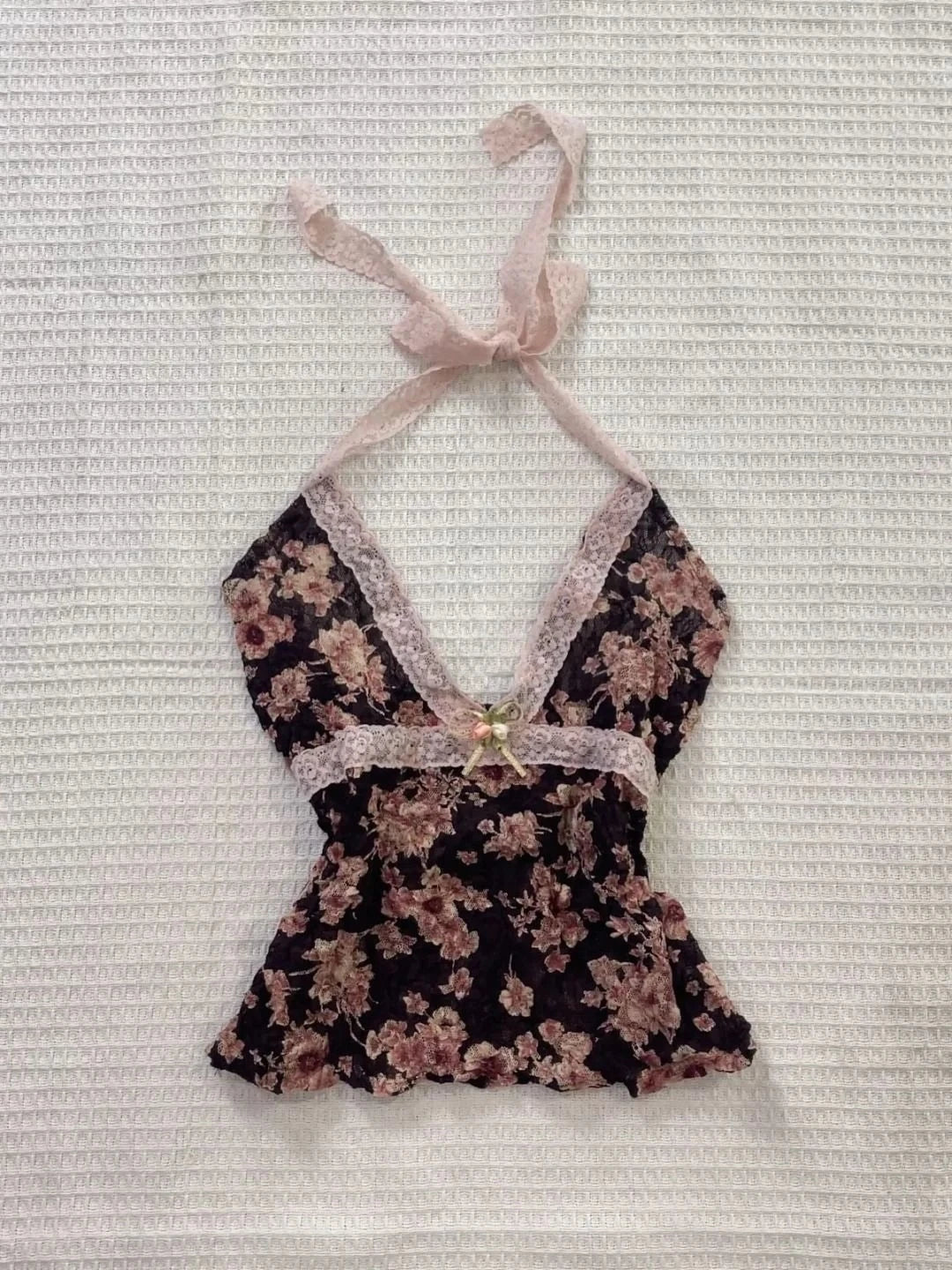 BXOXO Sexy Lace camisole Women Sweet Clothes Floral Lace Halter Tops Gyaru coquettish Sling Top Femme Aesthetic Y2k Vintage Crop Top