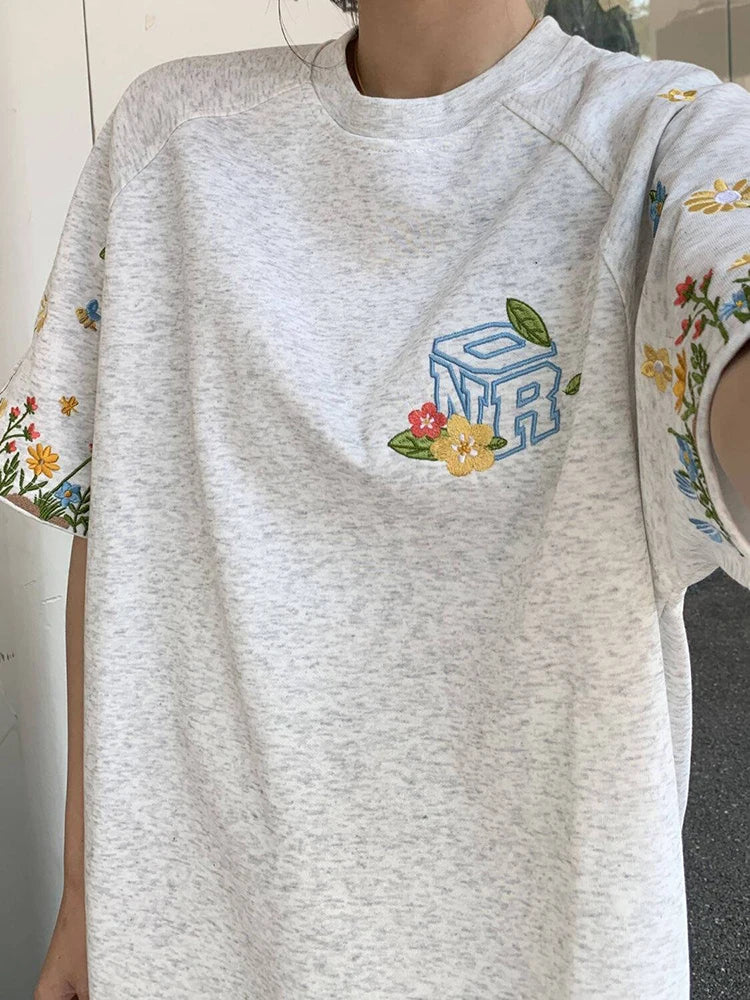 Bxoxo Korean Casual Short Sleeve Women T Shirts Y2K Chic Flower Embroidery Loose O Neck Tees Bf Summer Fashion Cotton Tops New