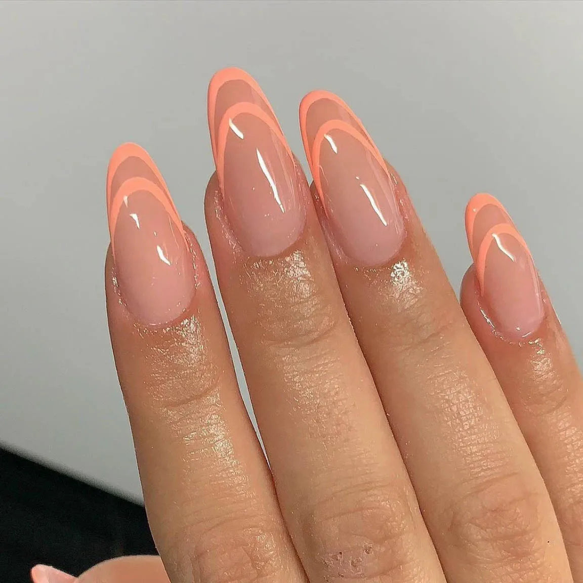 Bxoxo 24P French Oval False Nails Girls White Edge Design Nude Color Wearable Press on Nail Full Cover Short Acrylic Almond Fake Nails