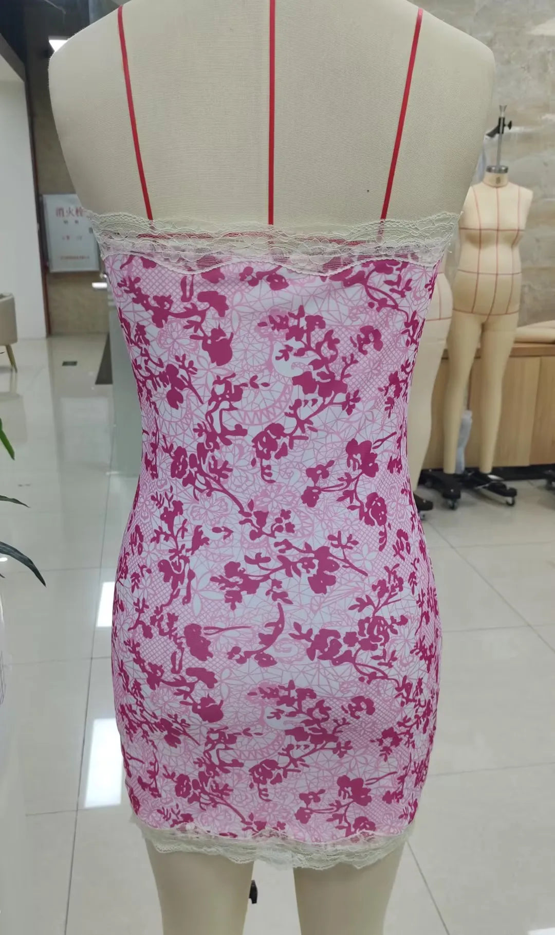 BXOXO Women's Summer Mini Tube Dress Fashion Lace Patchwork Floral Print Strapless Slit Hem Bodycon Dress Party Clubwear
