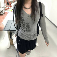 BXOXO Japanese Y2k Graffiti Print T-shirt Trashy 2000s Style V-neck T Shirt Vintage Harajuku Streetwear Grunge American Retro