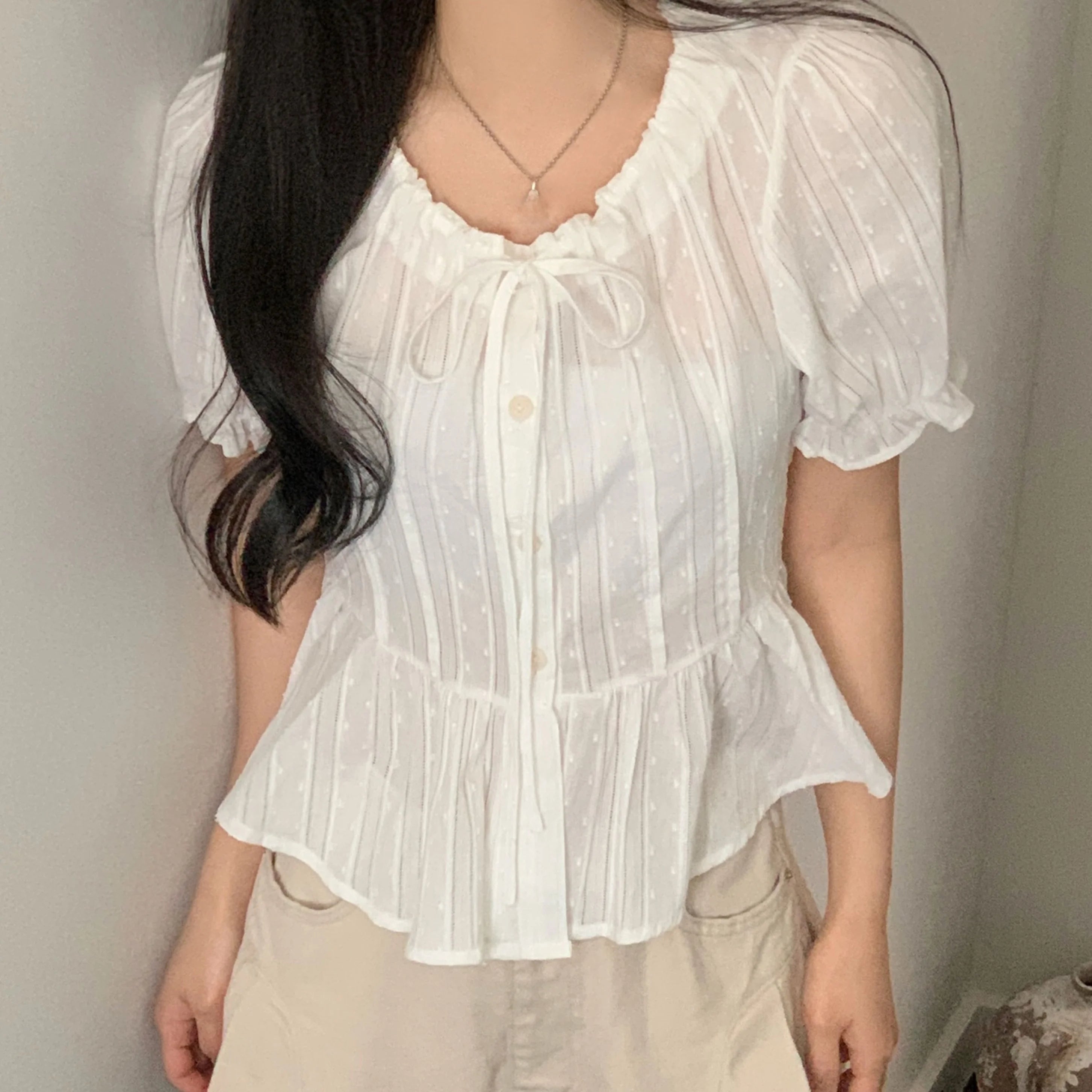 Bxoxo Chic Summer New Sweet Design Sense Bow Tie Flower Embroidery Bubble Sve Top Women's irt Fre Sle round Ne ort Sve
