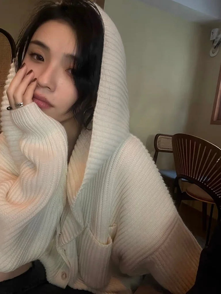 Bxoxo Women's Hooded Cardigan Button Up with Pocket Knitted Sweater Hoodie Slouchy Knitwear Fall Winter Casual Chic Outfit