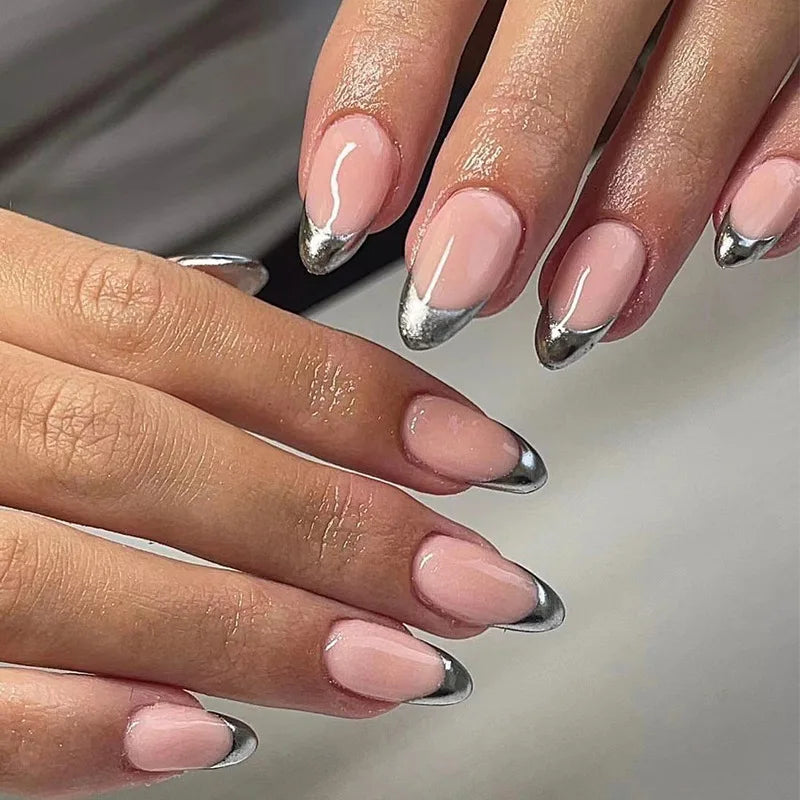 Bxoxo 24P French Oval False Nails Girls White Edge Design Nude Color Wearable Press on Nail Full Cover Short Acrylic Almond Fake Nails