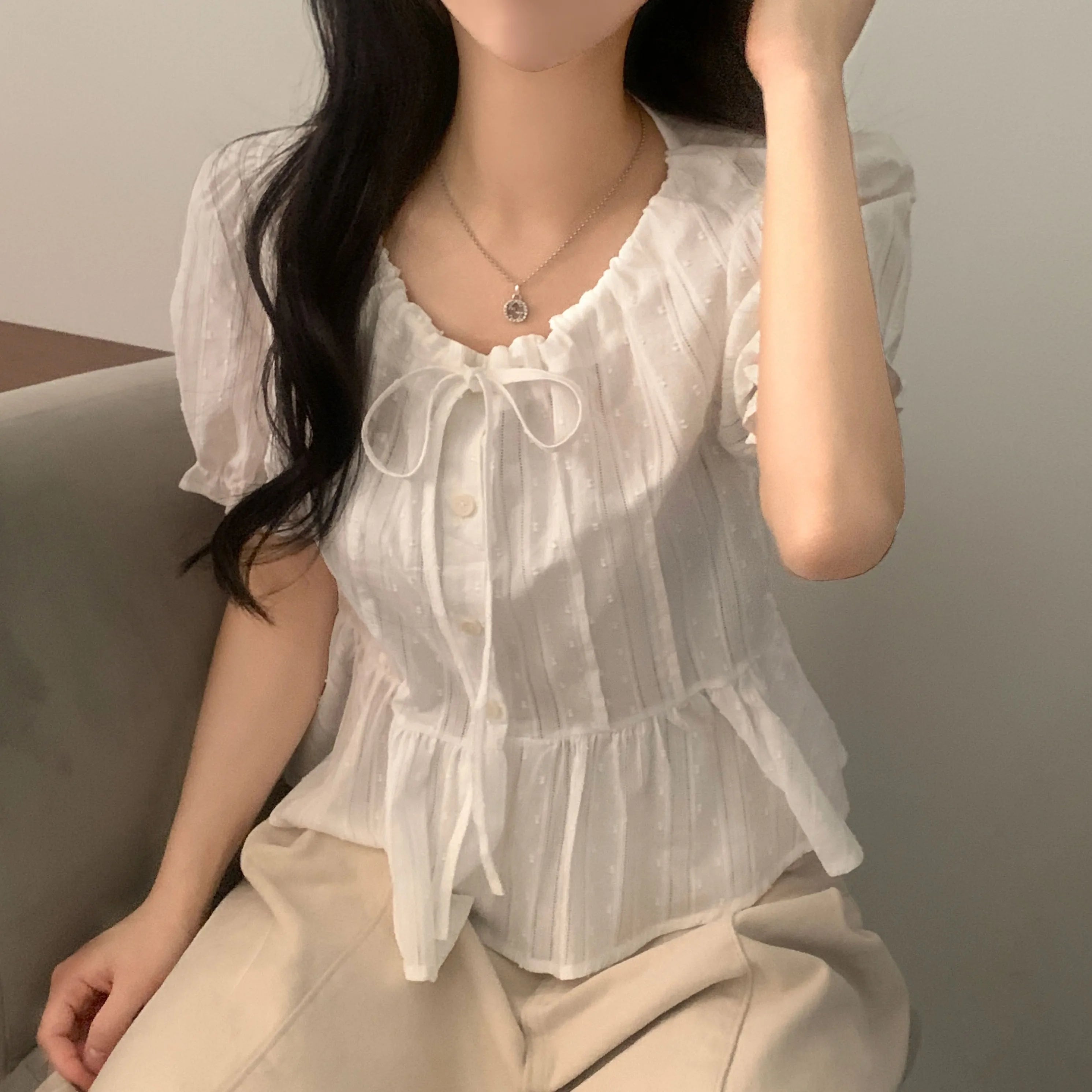 Bxoxo Chic Summer New Sweet Design Sense Bow Tie Flower Embroidery Bubble Sve Top Women's irt Fre Sle round Ne ort Sve