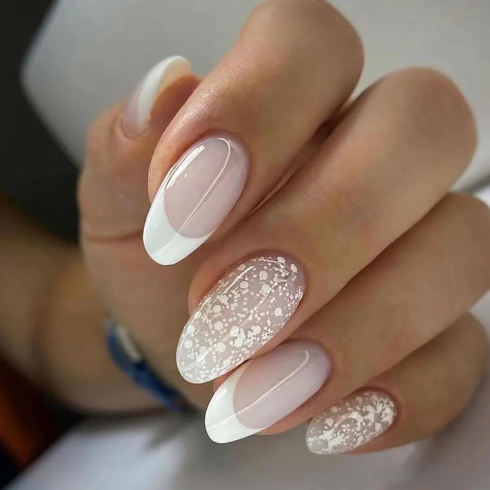 Bxoxo 24P French Oval False Nails Girls White Edge Design Nude Color Wearable Press on Nail Full Cover Short Acrylic Almond Fake Nails