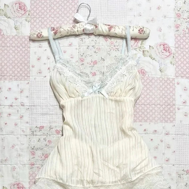 BXOXO American Retro Harajuku Kawaii Fairy Tale Aesthetic Women Camisole Tee Casual Slim Chic Print Sleeveless Crop Top Y2K Streetwear
