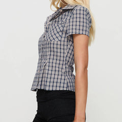 BXOXO Women Y2k Short Sleeve Button Down Shirts Coquette V Neck Collared Crop Tops Vintage Slim Fit Going Out Blouse