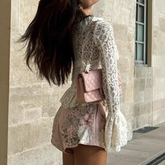 BXOXO Women's White Lace Lace Long Sleeved Square Neck Top with French High-end Feeling As The Base and Inner Layer