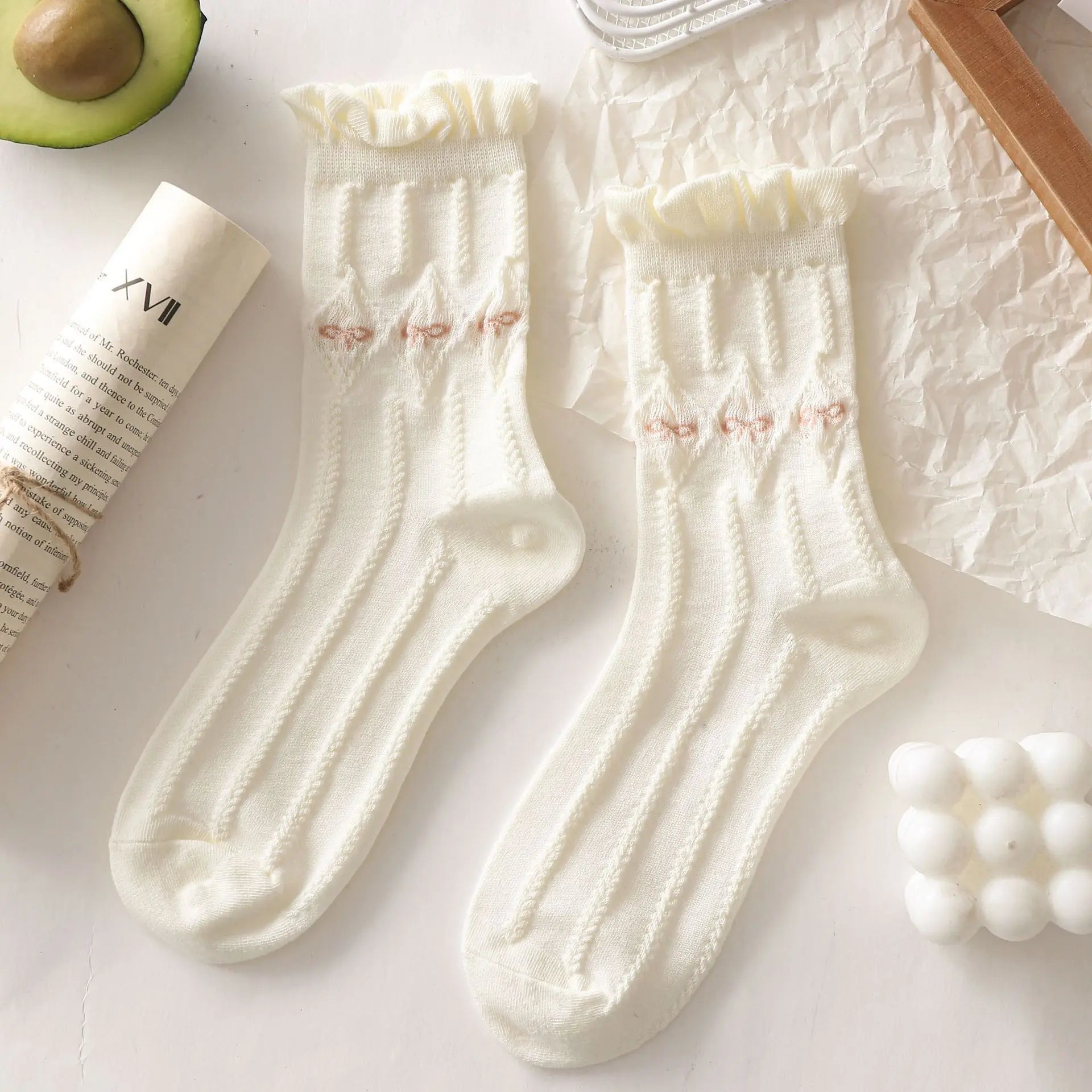 BXOXO Simple White Socks Versatile Lovely Bowknot Small Flowers Women's Medium Tube Socks kawaii Harajuku jk Lolita Girls Cotton Socks