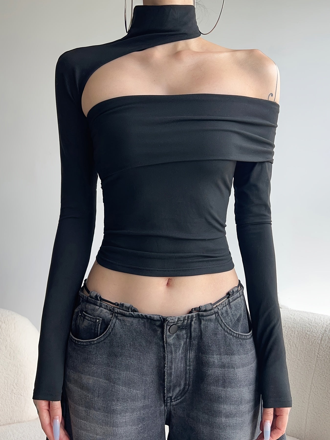 BXOXO [1pc Off-Shoulder T-Shirt] 1pc SassyGals Sexy Asymmetric Off-Shoulder T-Shirt for Women - Knit Polyester, Short Length, Solid Color, Slim Fit, Spring/Summer Fashion Top