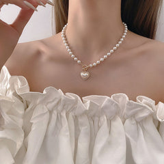 BXOXO - Pearl Heart Necklace