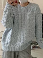 Solid Crew Neck Cable Knit Sweater