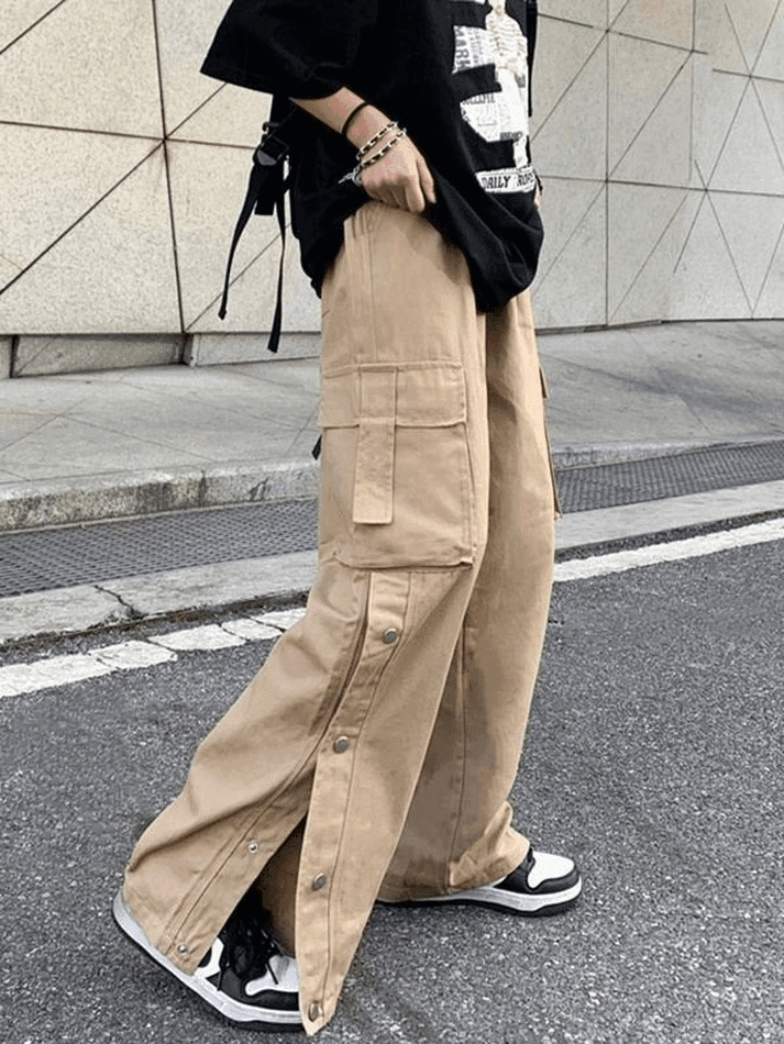 Buttoned Pocket Patch Cargo Pants