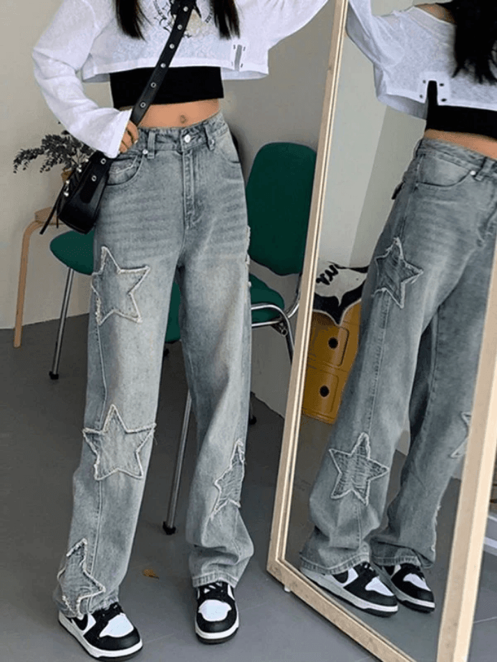 Light Wash Star Patch Boyfriend Jeans