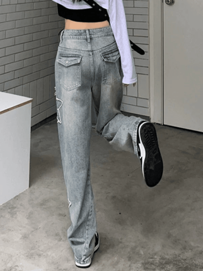 Light Wash Star Patch Boyfriend Jeans