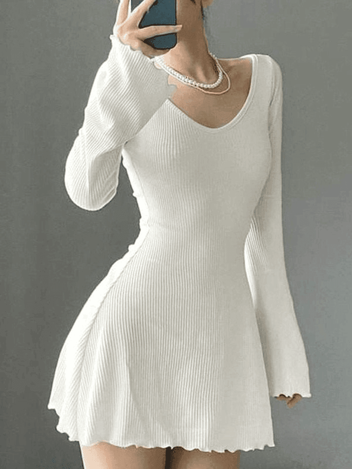 Simple Knitted Long Sleeve Mini Dress